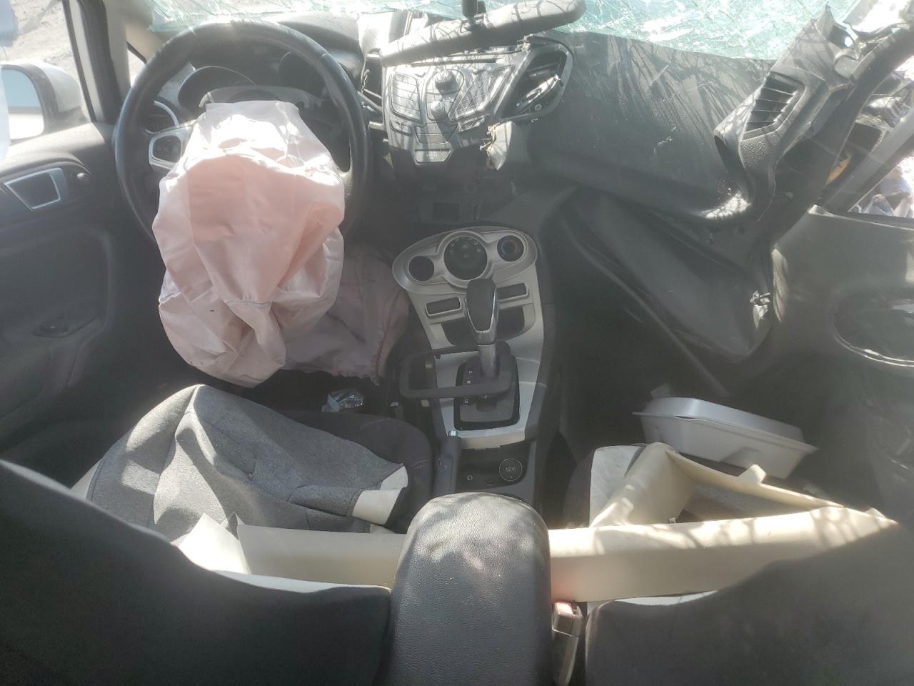 2015 Ford Fiesta Se VIN: 3FADP4EJ5FM145911 Lot: 62893085