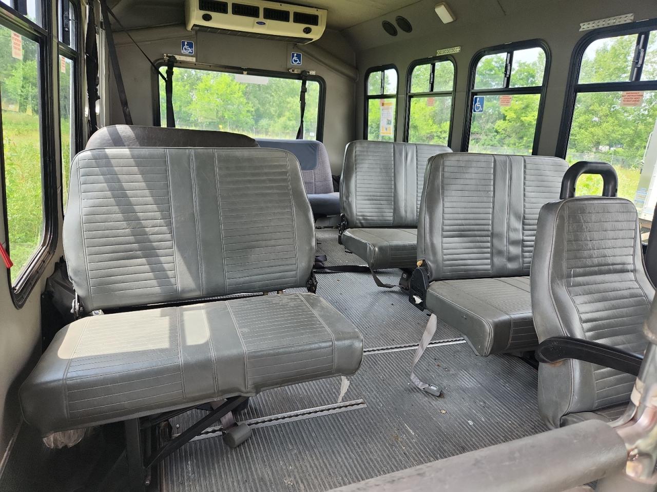 2006 Ford Econoline E350 Super Duty Cutaway Van VIN: 1FDWE35L16DB28194 Lot: 63080555