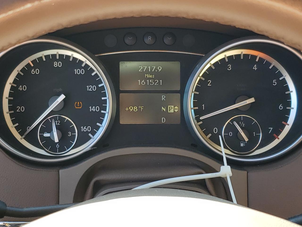 2011 Mercedes-Benz Gl 450 4Matic VIN: 4JGBF7BE7BA686989 Lot: 62784905