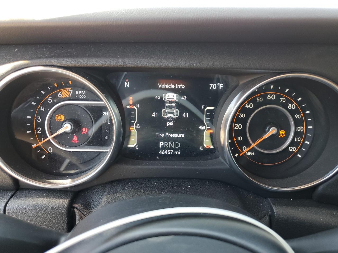 2019 Jeep Wrangler Unlimited Sahara VIN: 1C4HJXEN5KW688462 Lot: 63040285