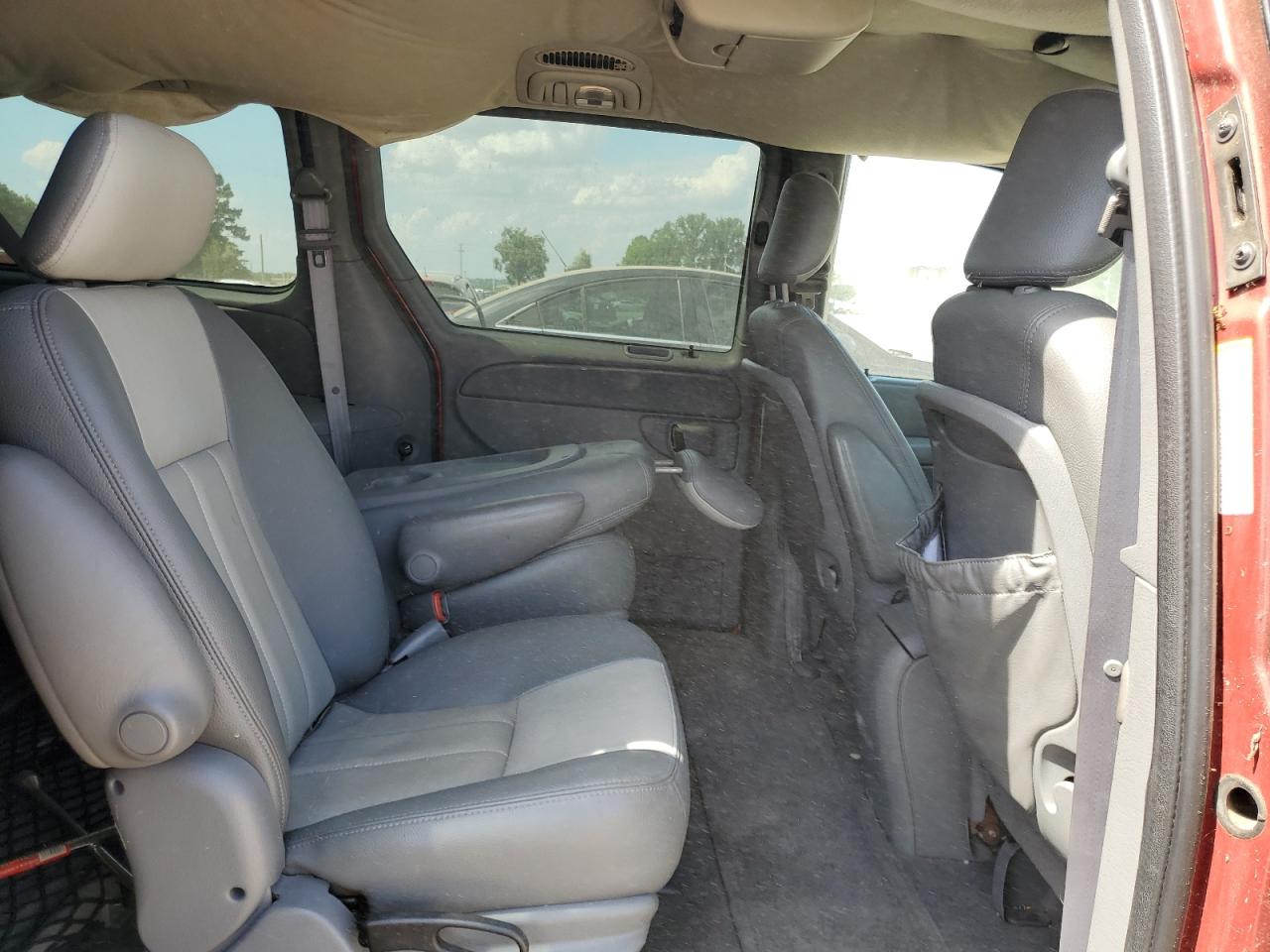 2004 Dodge Grand Caravan Sxt VIN: 2D4GP44L94R517088 Lot: 65263365