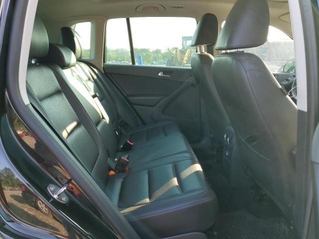 2015 VOLKSWAGEN TIGUAN S  