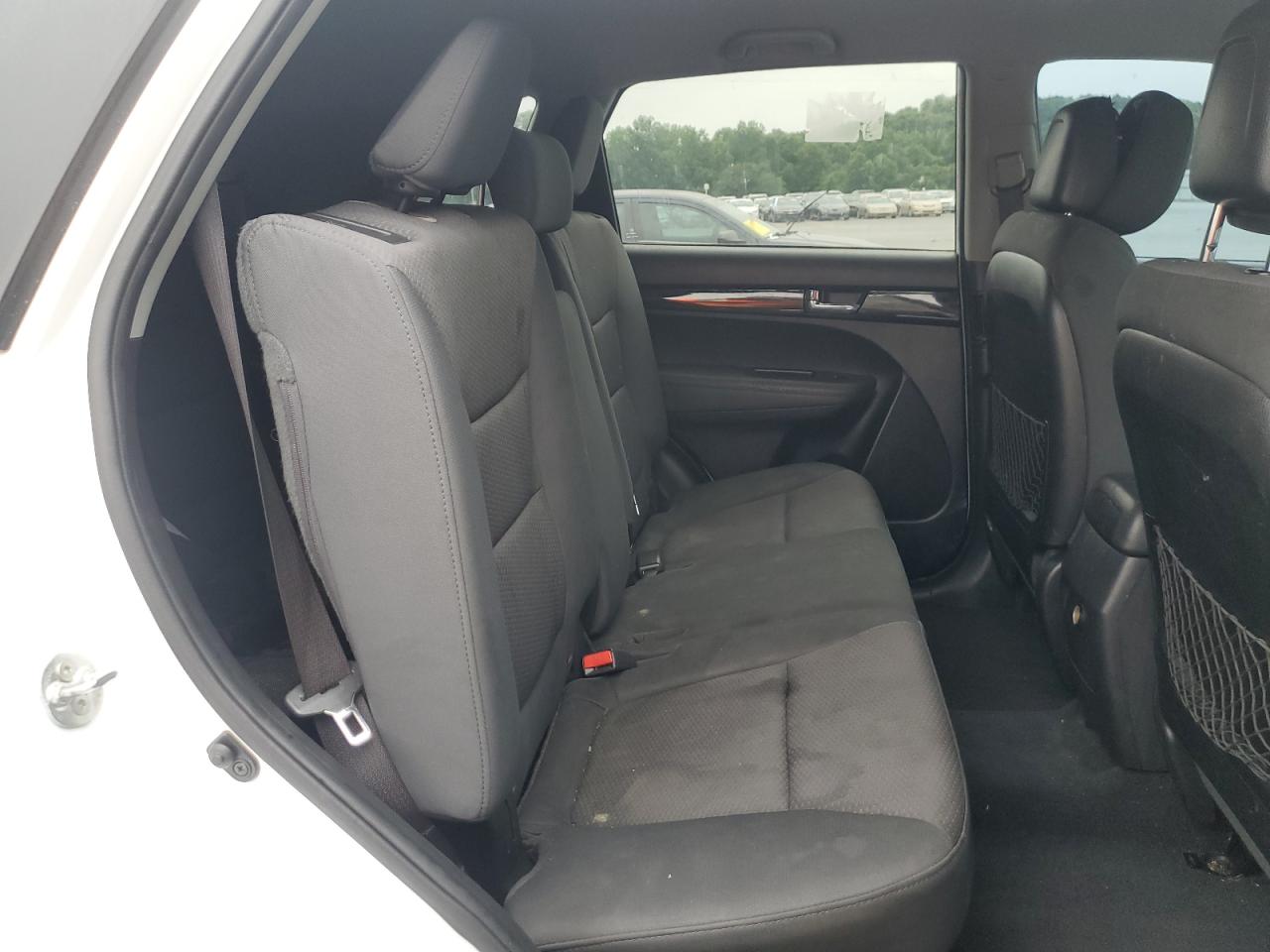 2013 Kia Sorento Lx VIN: 5XYKTDA22DG318936 Lot: 63856225