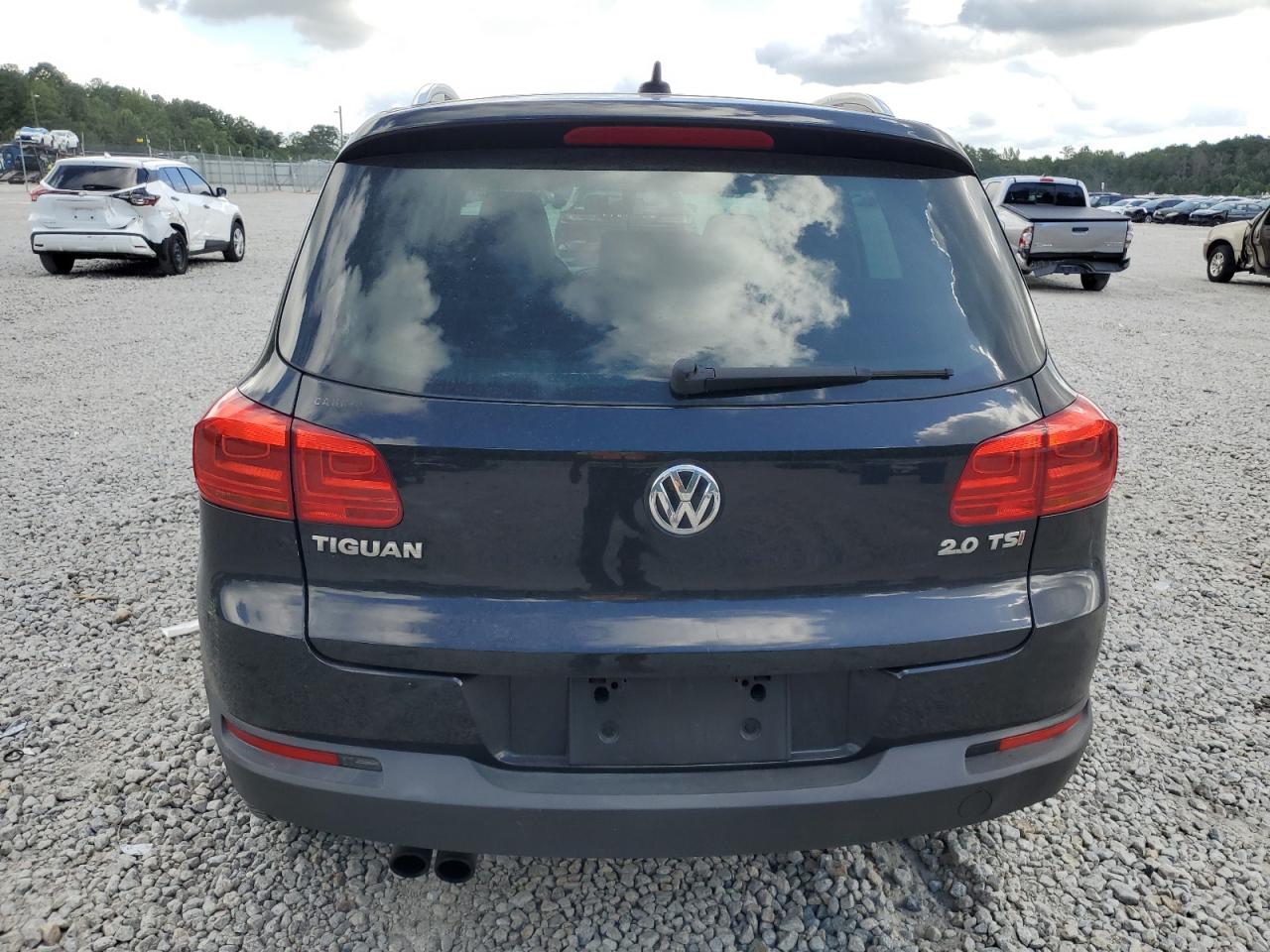 2013 Volkswagen Tiguan S VIN: WVGAV3AX1DW611818 Lot: 64781595