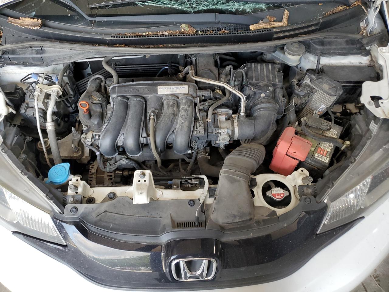 2015 Honda Fit Lx VIN: 3HGGK5G5XFM756627 Lot: 64214595