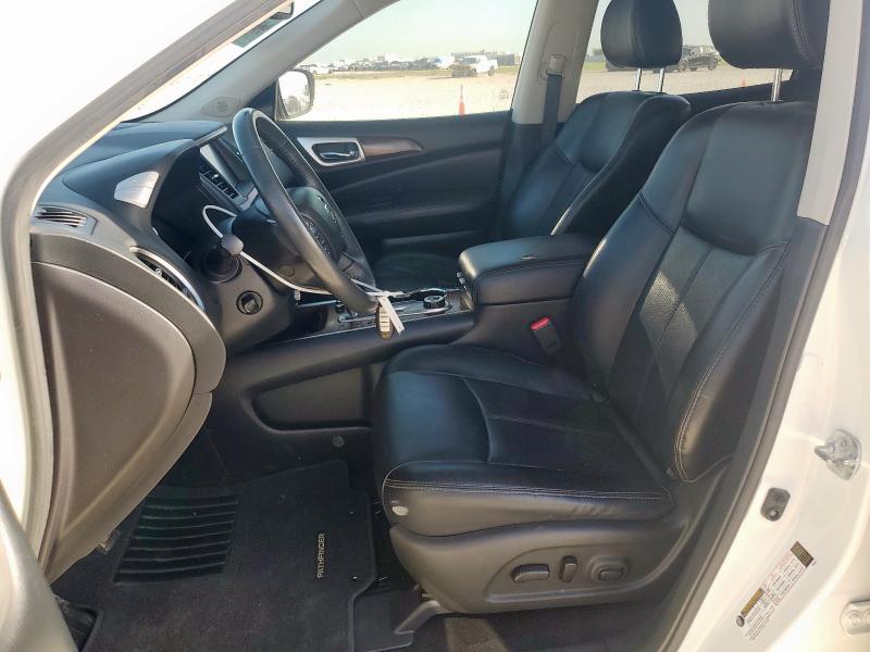  NISSAN PATHFINDER 2017 Biały