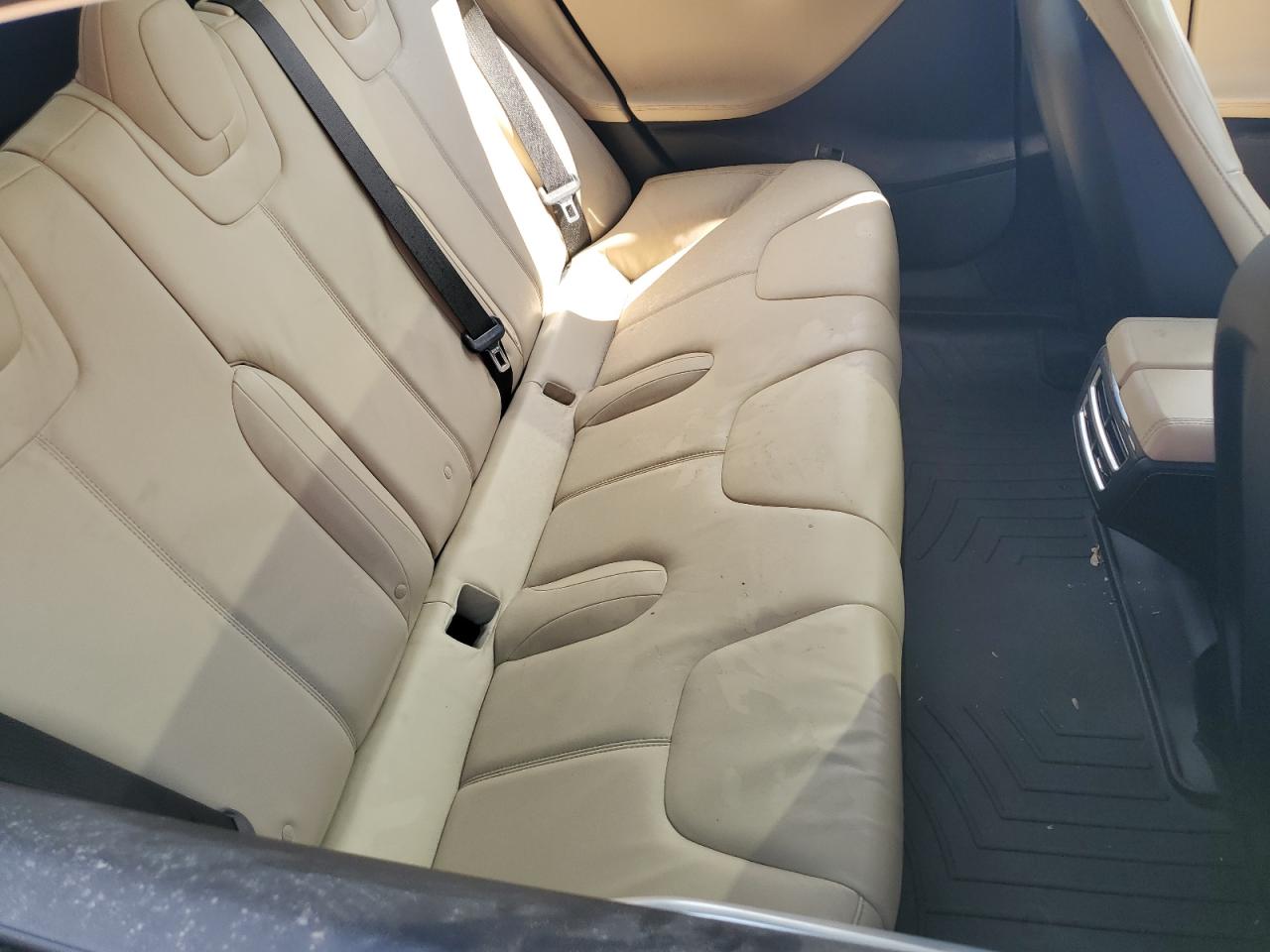 2013 Tesla Model S VIN: 5YJSA1CN8DFP22679 Lot: 64195095