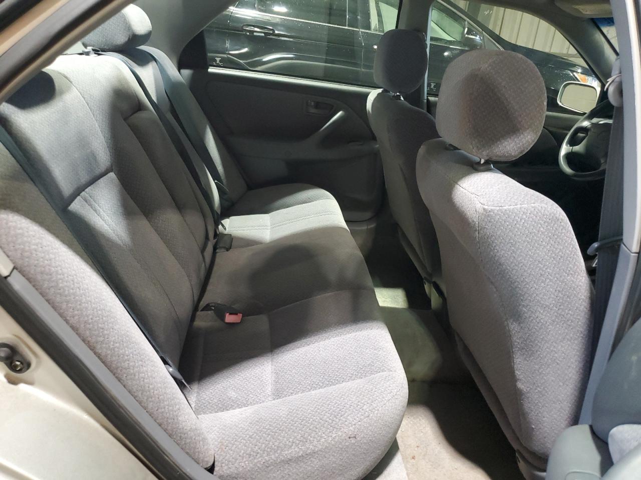 2000 Toyota Camry Ce VIN: 4T1BG22K0YU696924 Lot: 64359035