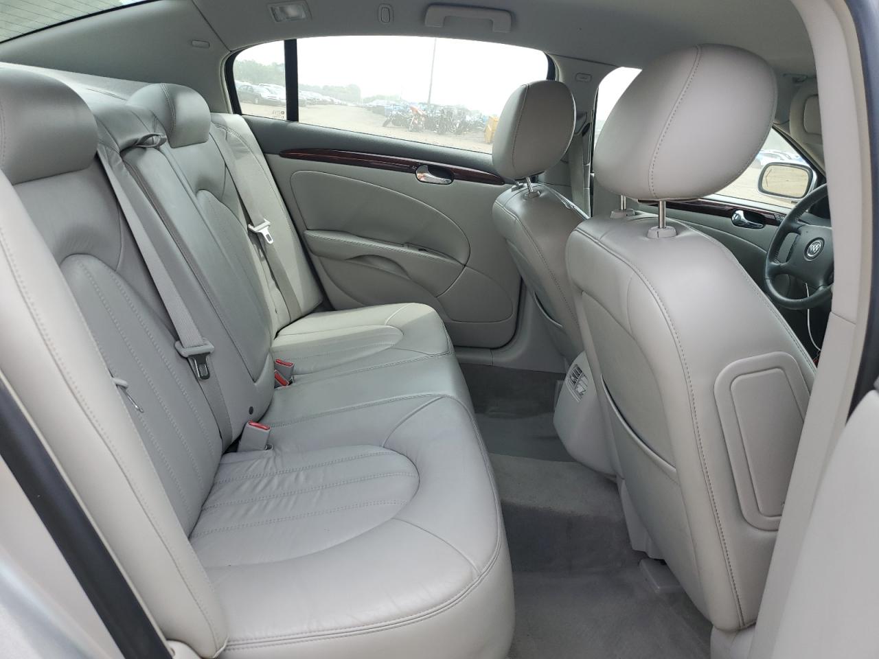 2010 Buick Lucerne Cxl VIN: 1G4HC5EM8AU105586 Lot: 64354875