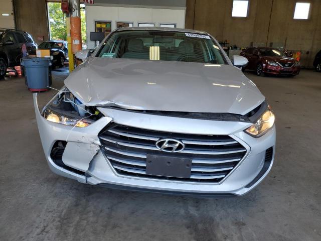  HYUNDAI ELANTRA 2018 Серебристый