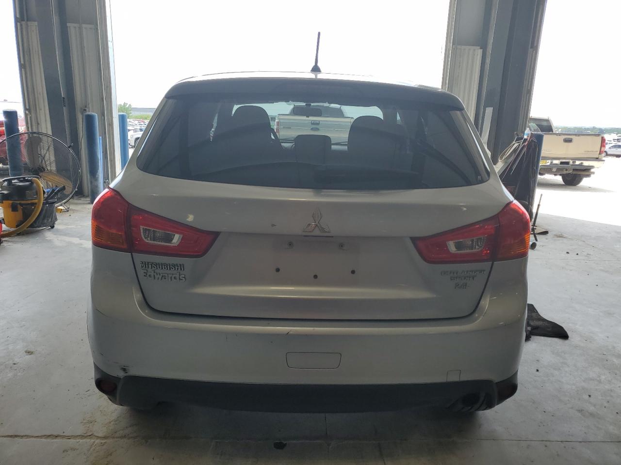 2016 Mitsubishi Outlander Sport Es VIN: JA4AP3AW2GZ045879 Lot: 64081005