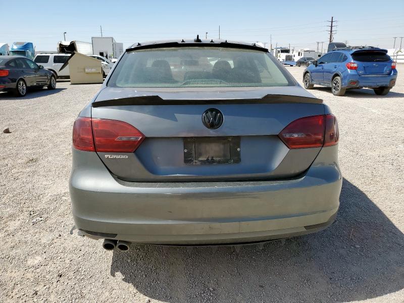 Sedans VOLKSWAGEN JETTA 2012 Szary