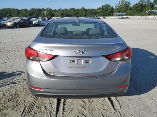  HYUNDAI ELANTRA 2015 Srebrny