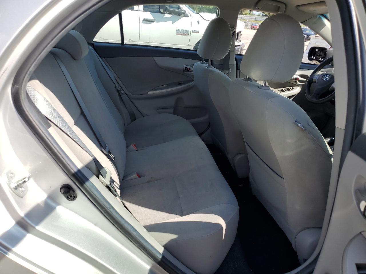 2013 Toyota Corolla Base VIN: 5YFBU4EE2DP105224 Lot: 63194385