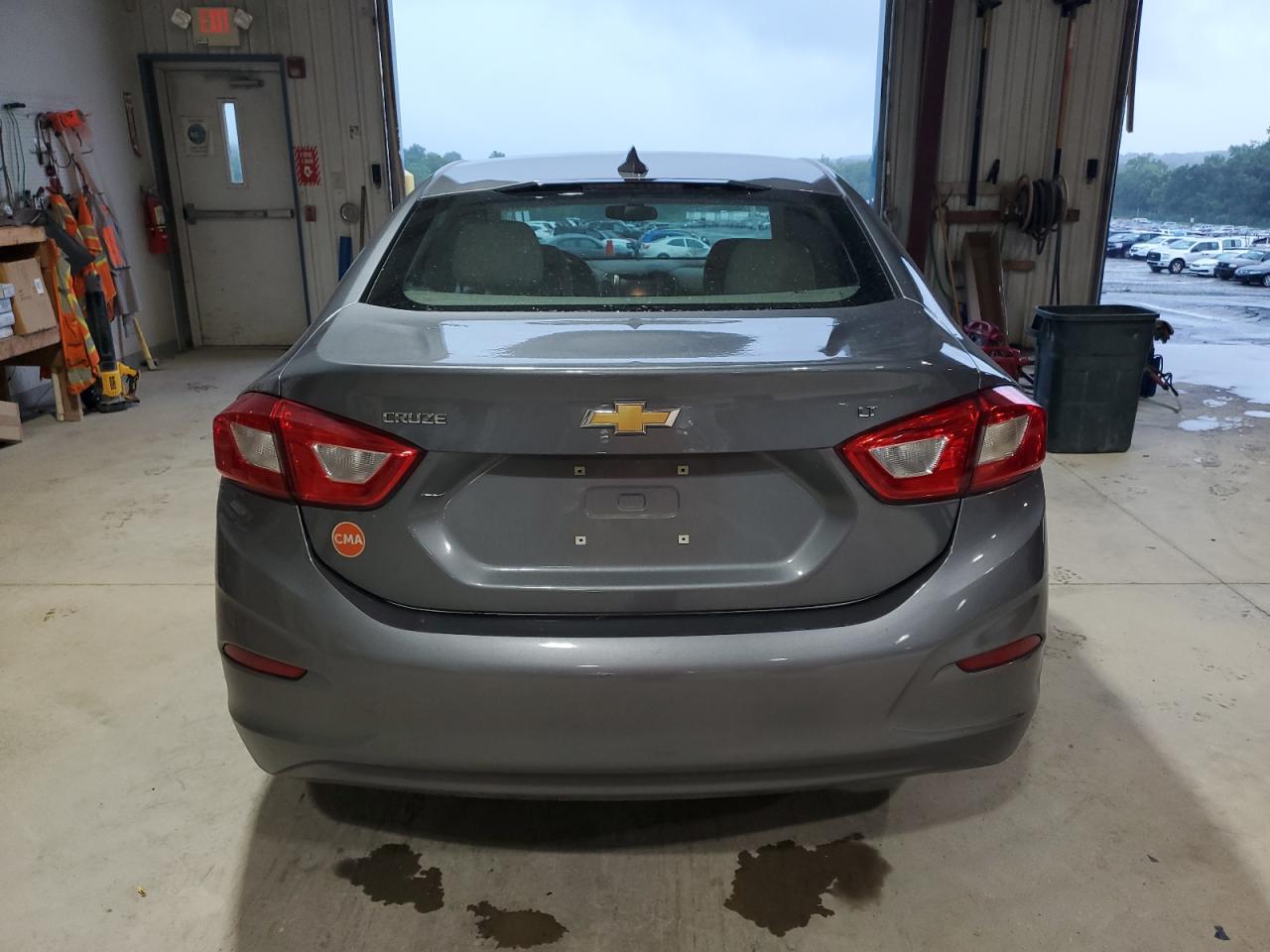 2018 Chevrolet Cruze Lt VIN: 1G1BE5SM0J7198782 Lot: 64374755