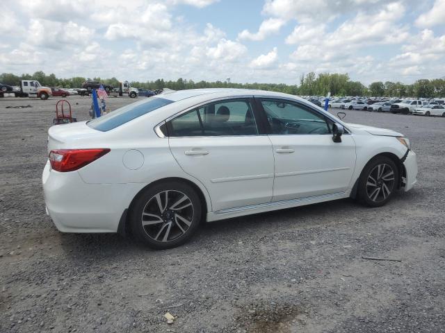  SUBARU LEGACY 2017 Biały