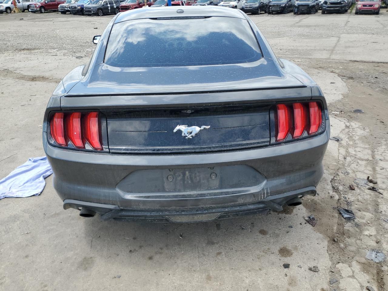 2018 Ford Mustang VIN: 1FA6P8TH4J5170572 Lot: 65540525