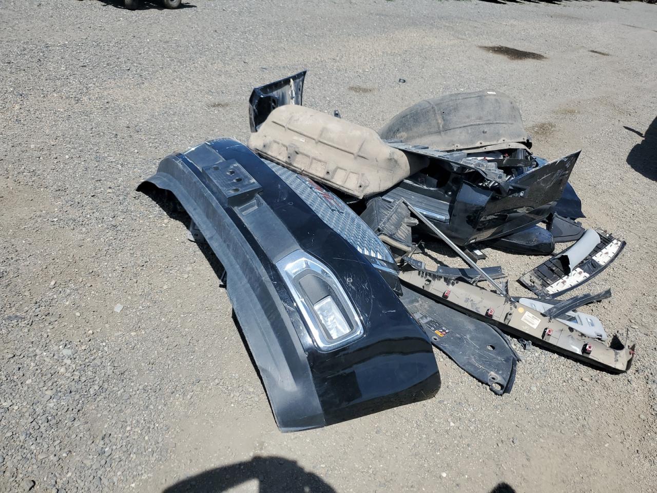 2016 GMC Yukon Xl Denali VIN: 1GKS2HKJ7GR418184 Lot: 66278465