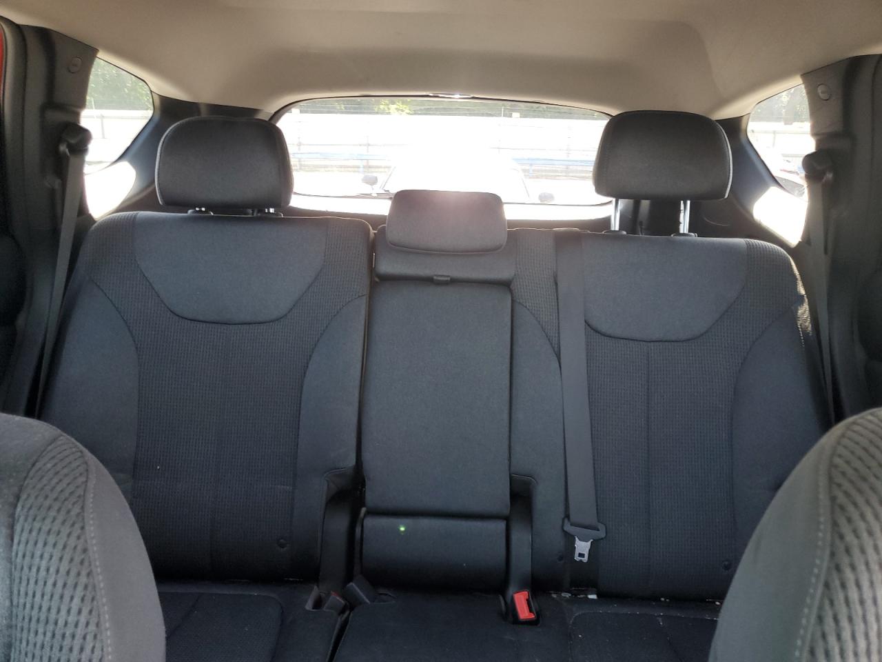 2019 Hyundai Santa Fe Se VIN: 5NMS23AD7KH017340 Lot: 64639385