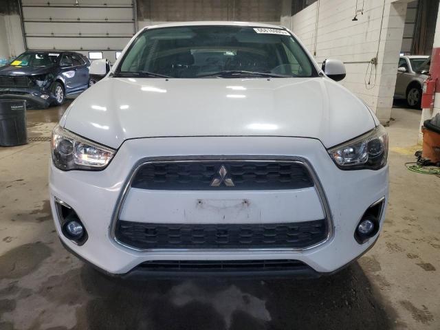 MITSUBISHI OUTLANDER 2015 Biały