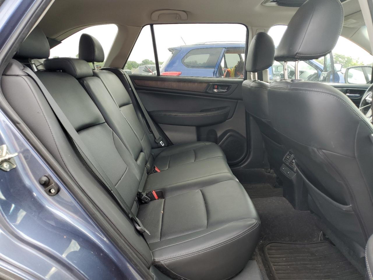 2015 Subaru Outback 2.5I Limited VIN: 4S4BSANC0F3302788 Lot: 64769325