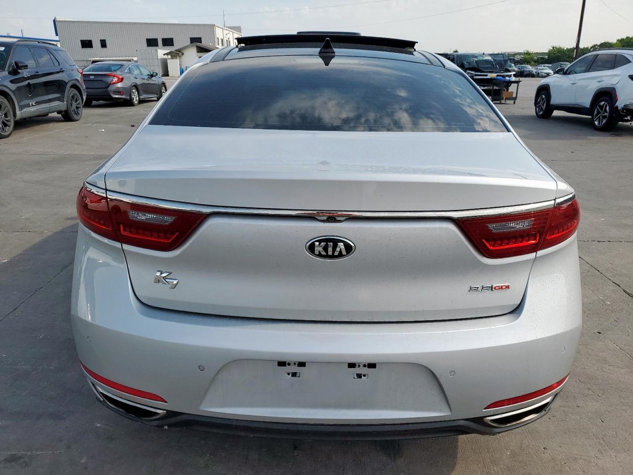 2017 Kia Cadenza Premium VIN: KNALC4J13H5069554 Lot: 62991065