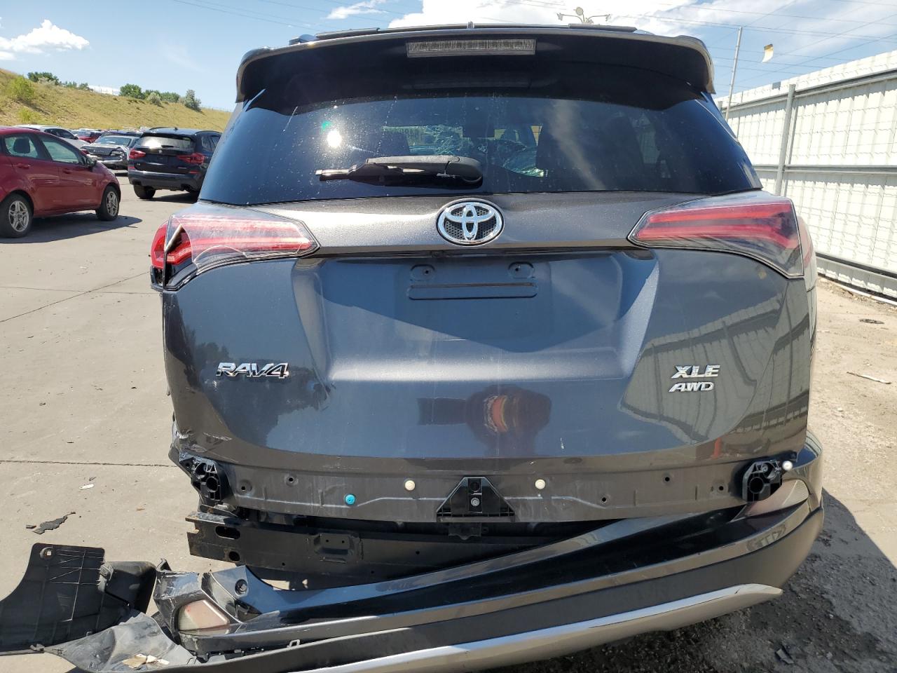 2017 Toyota Rav4 Xle VIN: JTMRFREV8HJ707254 Lot: 64804105