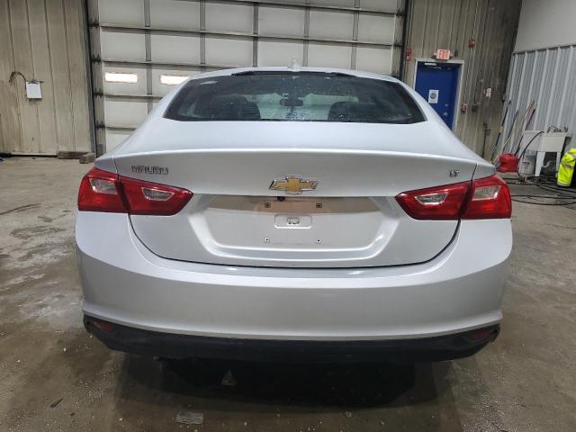  CHEVROLET MALIBU 2017 Srebrny