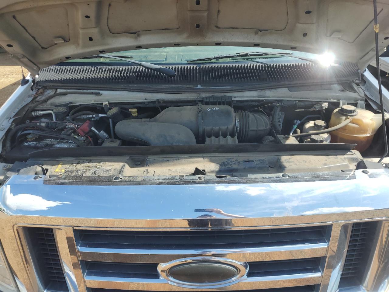 2014 Ford Econoline E450 Super Duty Cutaway Van VIN: 1FDWE4FL5EDA69945 Lot: 63045585