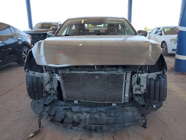  MAZDA 3 2015 Srebrny