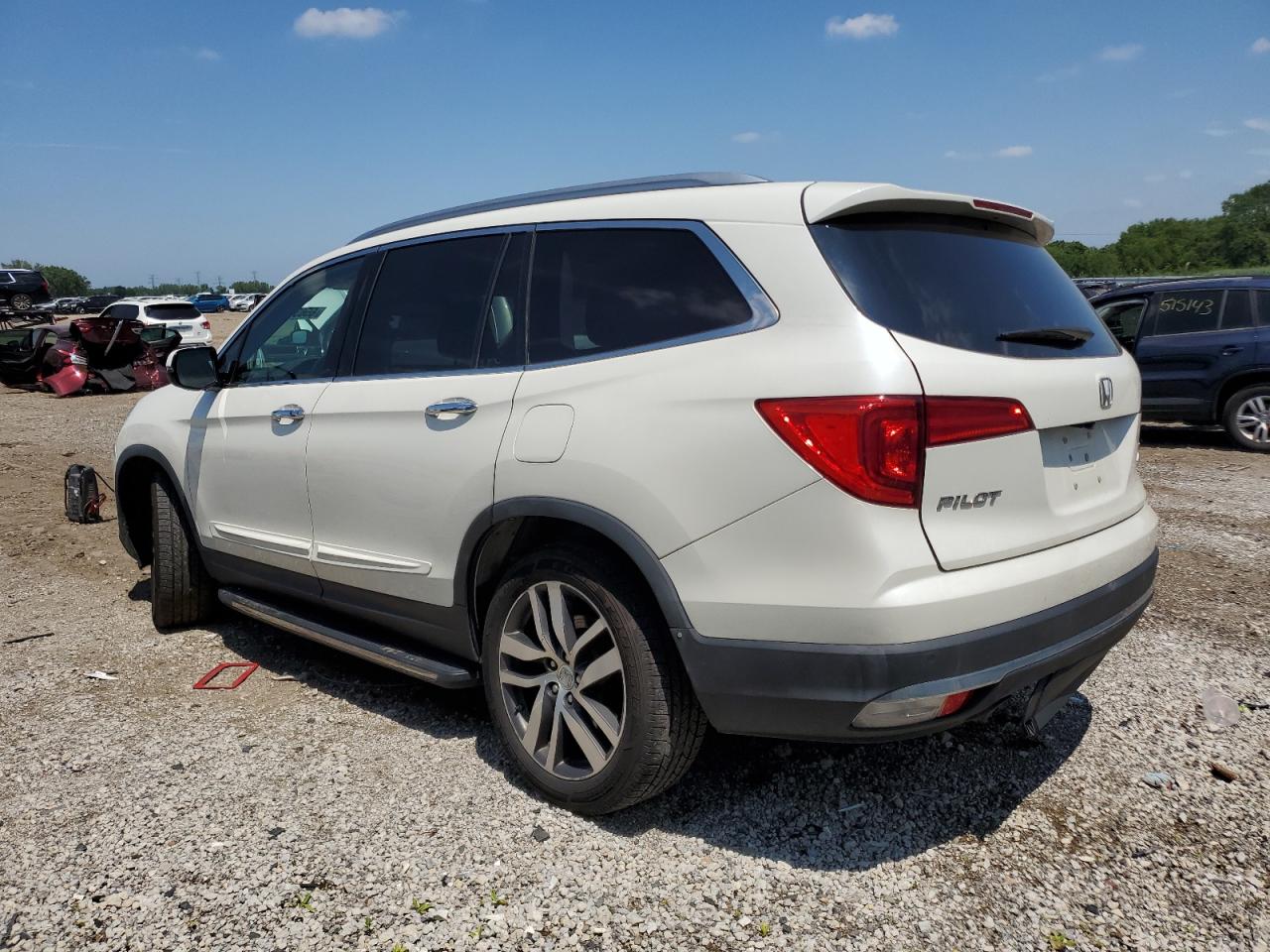 2017 Honda Pilot Touring VIN: 5FNYF6H92HB029990 Lot: 65631115