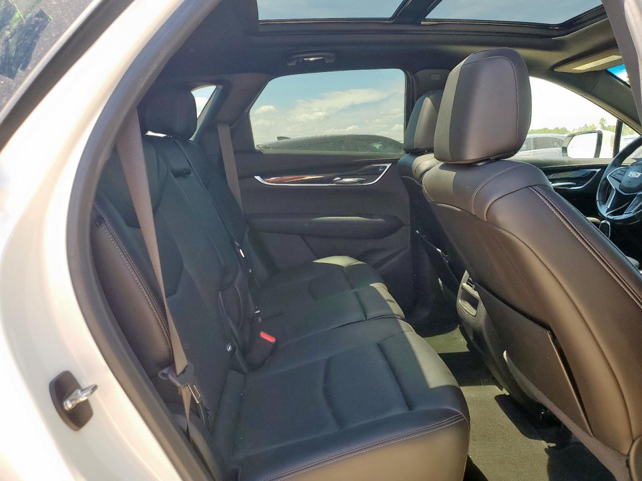 1gykncr49mz154400 1GYKNCR49MZ154400 2021 Cadillac Xt5 Premium Luxury