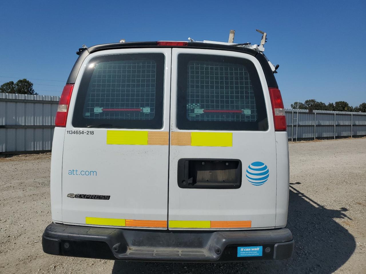 2018 Chevrolet Express G2500 VIN: 1GCWGAFP7J1182159 Lot: 65397665