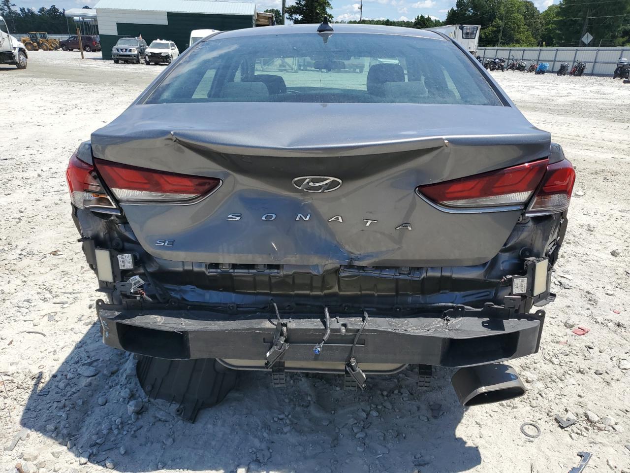 2018 Hyundai Sonata Se VIN: 5NPE24AF2JH647286 Lot: 66604065