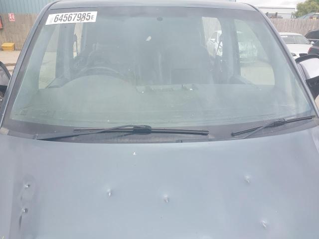 2005 VOLKSWAGEN TRANSPORTE