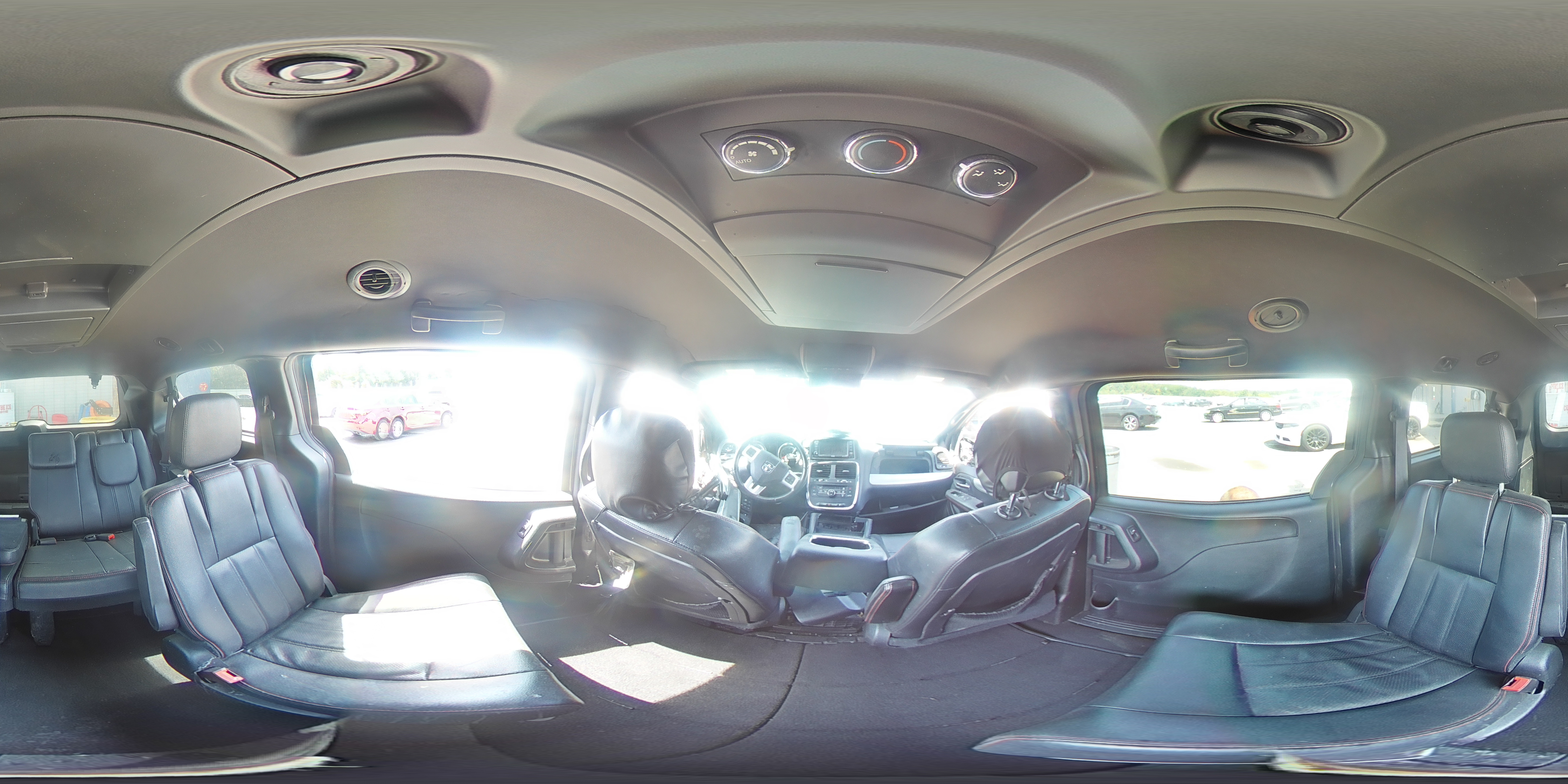 2016 Dodge Grand Caravan R/T VIN: 2C4RDGEG1GR373087 Lot: 63834925