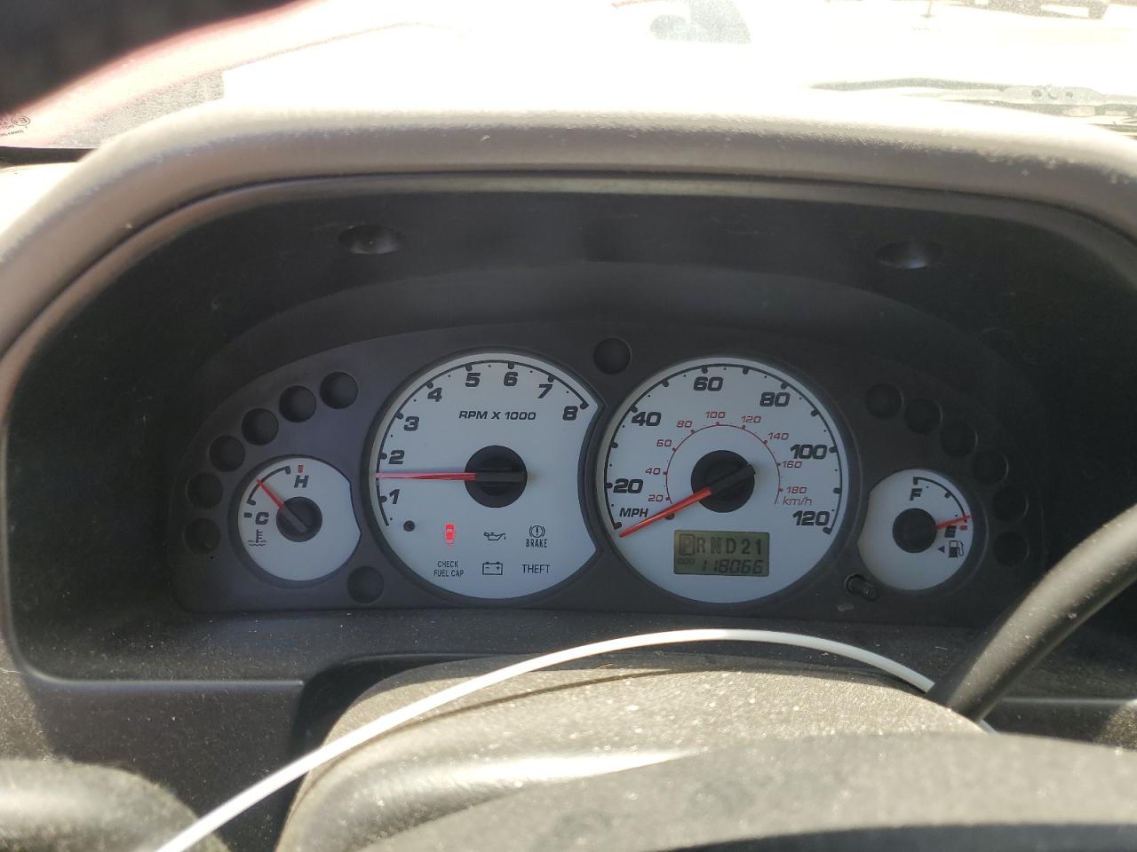 2002 Ford Escape Xlt VIN: 1FMYU03132KA16823 Lot: 64328845