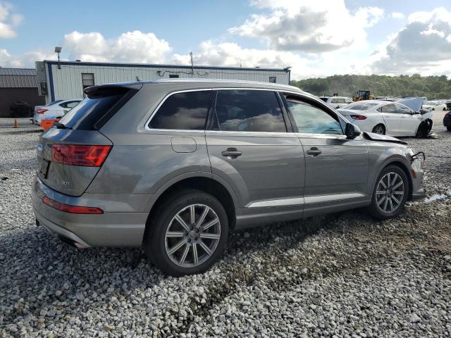  AUDI Q7 2017 Серебристый