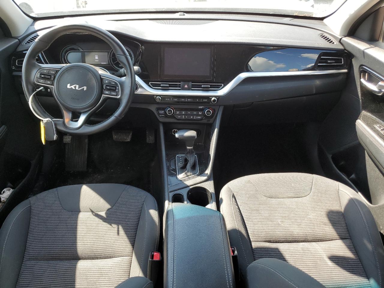 2022 Kia Niro Lx VIN: KNDCB3LC8N5515241 Lot: 62815865