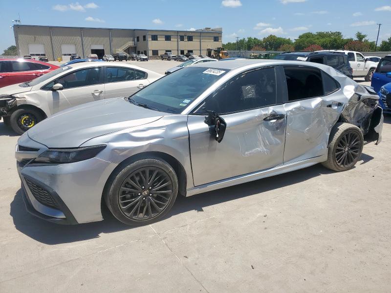  TOYOTA CAMRY 2022 Silver