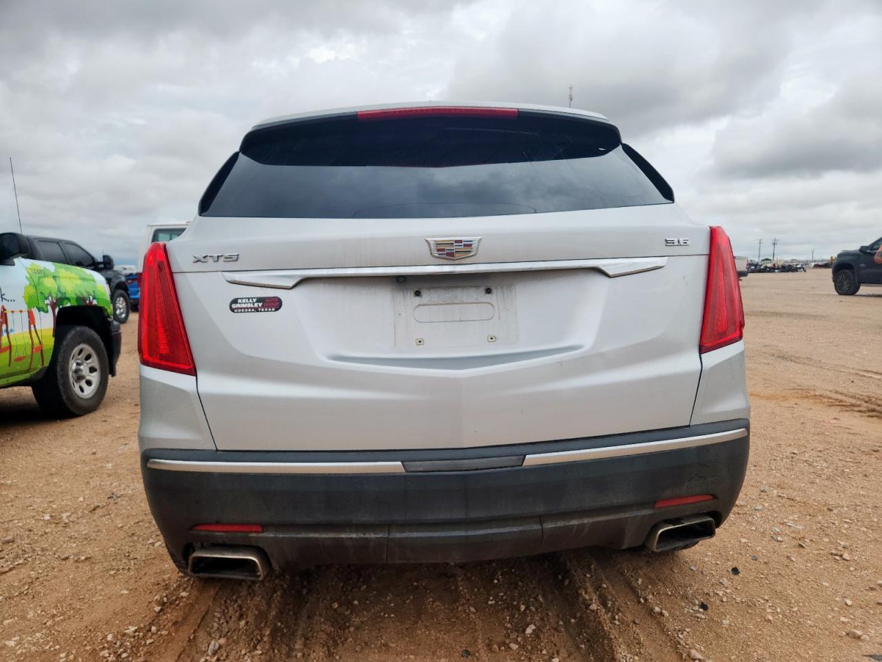 2018 Cadillac Xt5 Luxury VIN: 1GYKNCRSXJZ217806 Lot: 62392135
