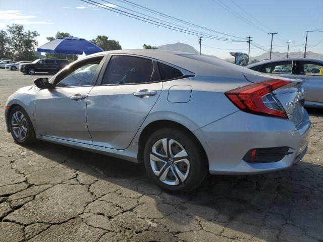Sedans HONDA CIVIC 2017 Srebrny