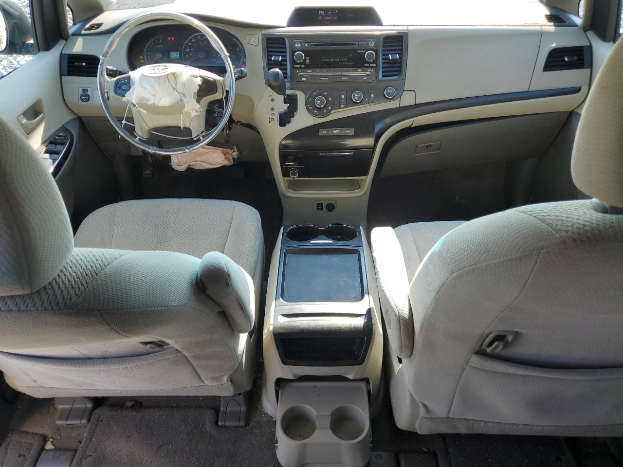 5tdkk3dc5bs175322 5TDKK3DC5BS175322 2011 Toyota Sienna Le