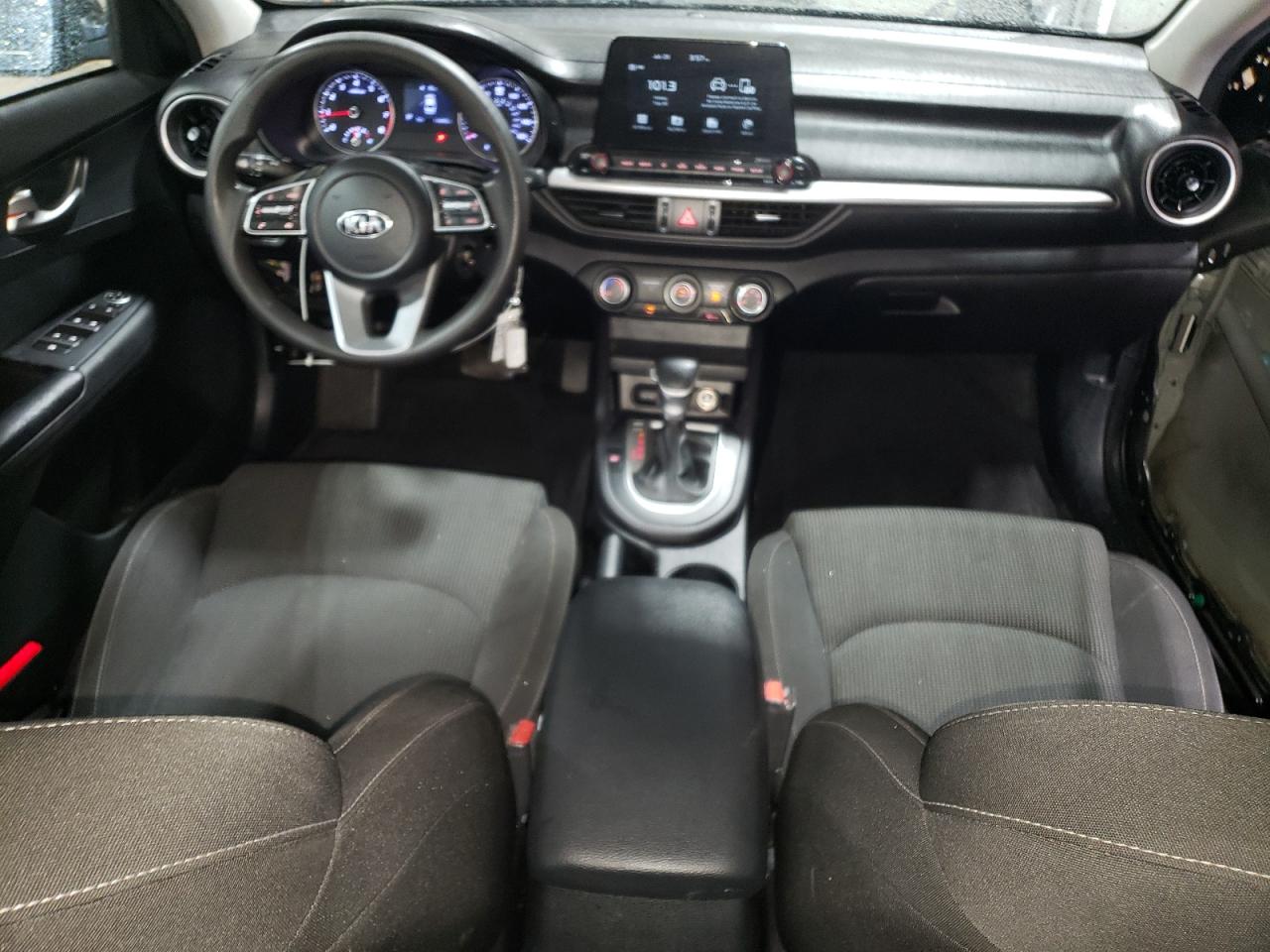 3KPF24AD6ME369424 2021 Kia Forte Fe