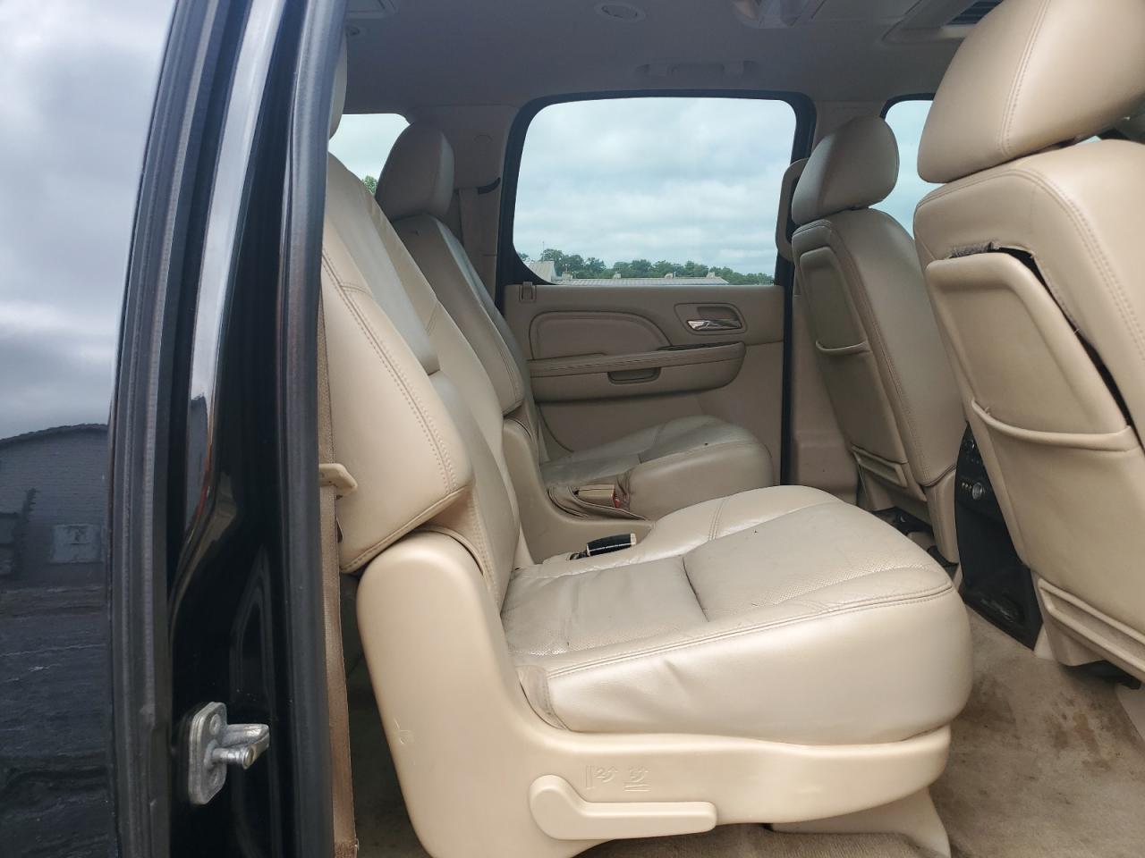 2013 Cadillac Escalade Esv Luxury VIN: 1GYS4HEF5DR156765 Lot: 64745735