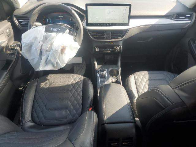  FORD ESCAPE 2023 Biały