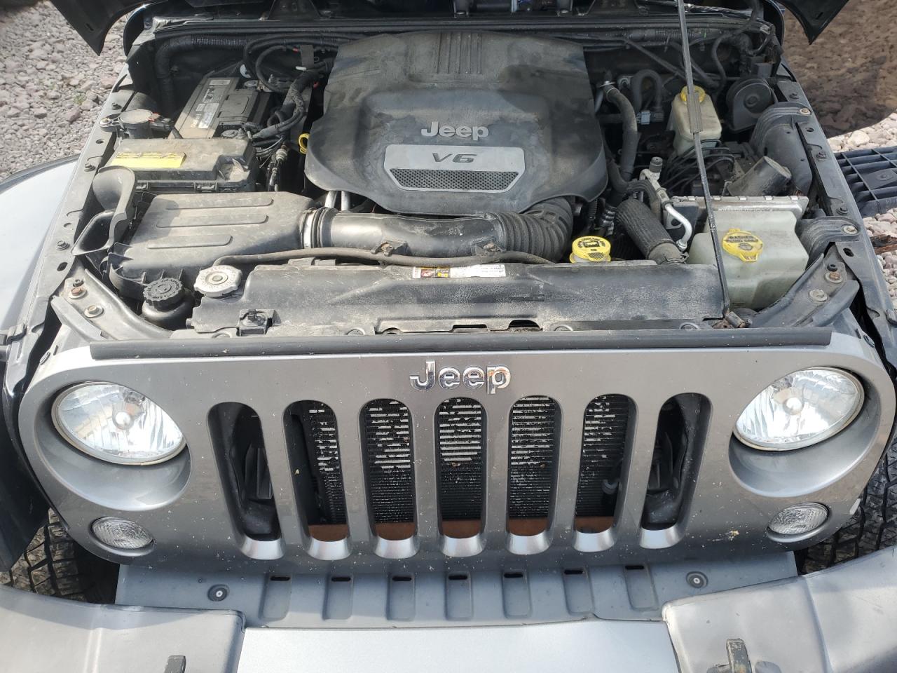 2015 Jeep Wrangler Unlimited Sport VIN: 1C4BJWDG4FL568601 Lot: 64041415