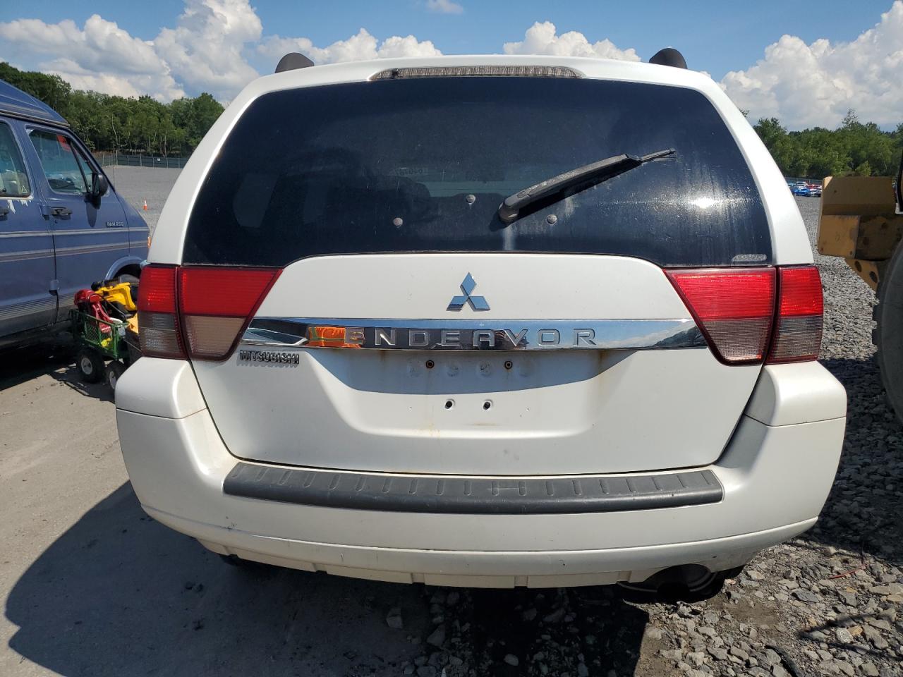 2011 Mitsubishi Endeavor Ls VIN: 4A4JN2AS0BE034083 Lot: 64018755