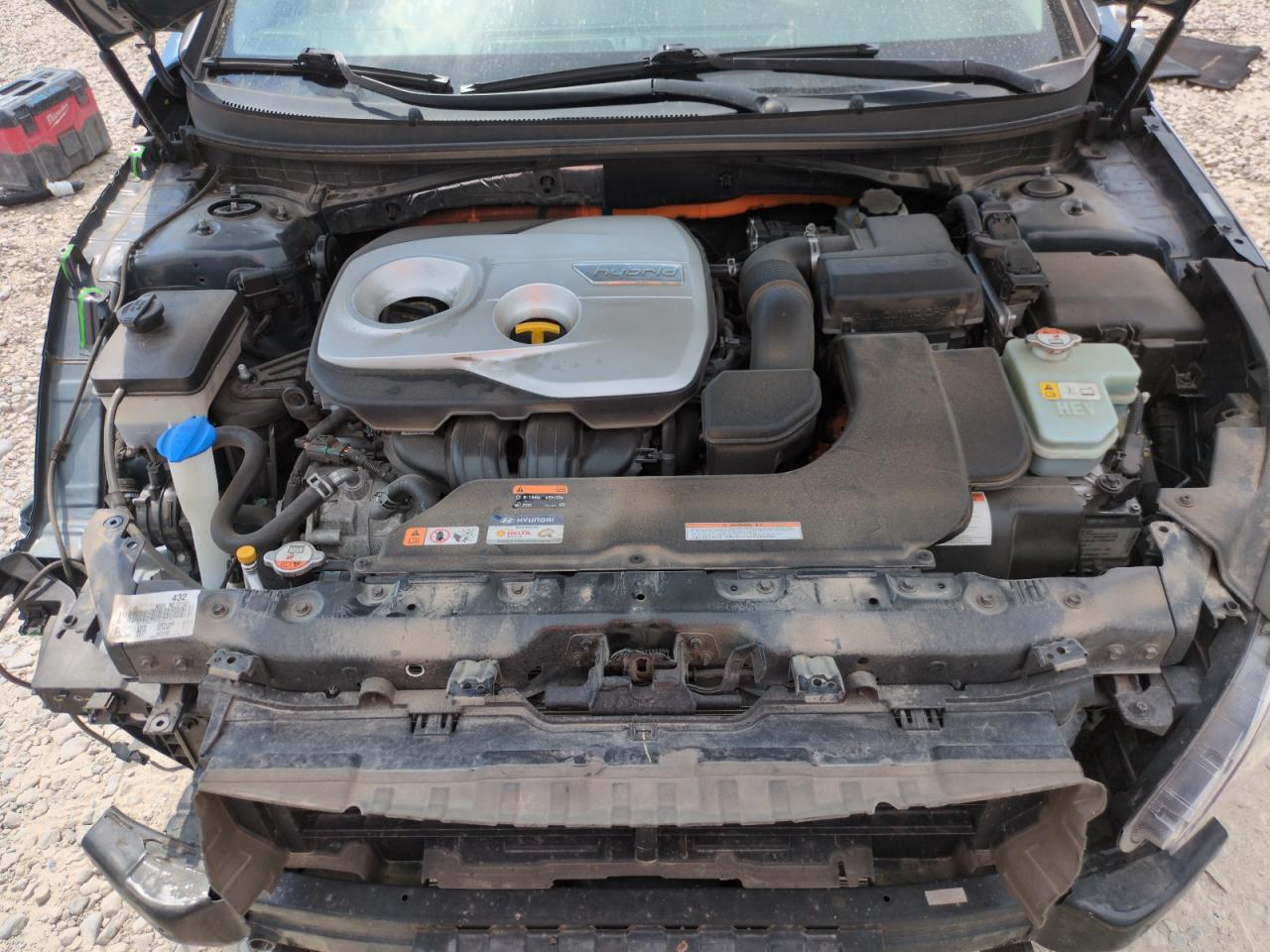 2016 Hyundai Sonata Hybrid VIN: KMHE24L17GA011038 Lot: 64370965