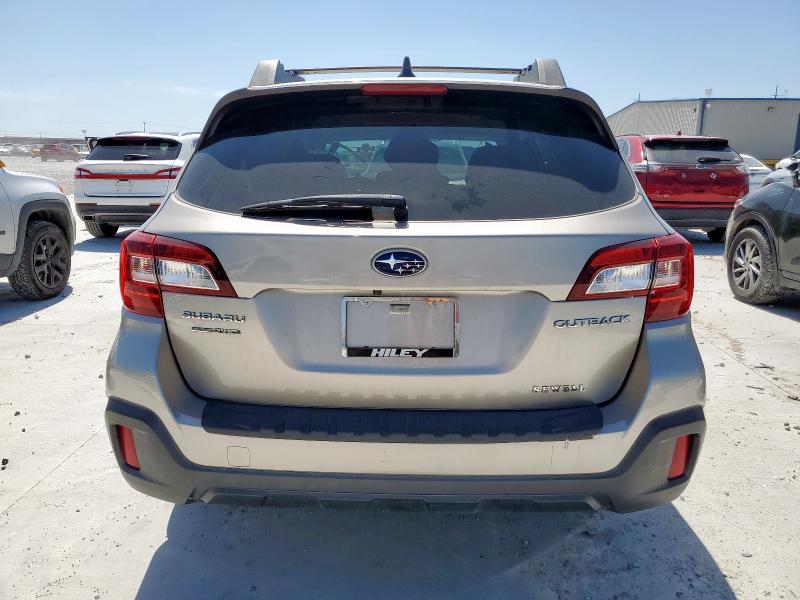  SUBARU OUTBACK 2018 Серебристый